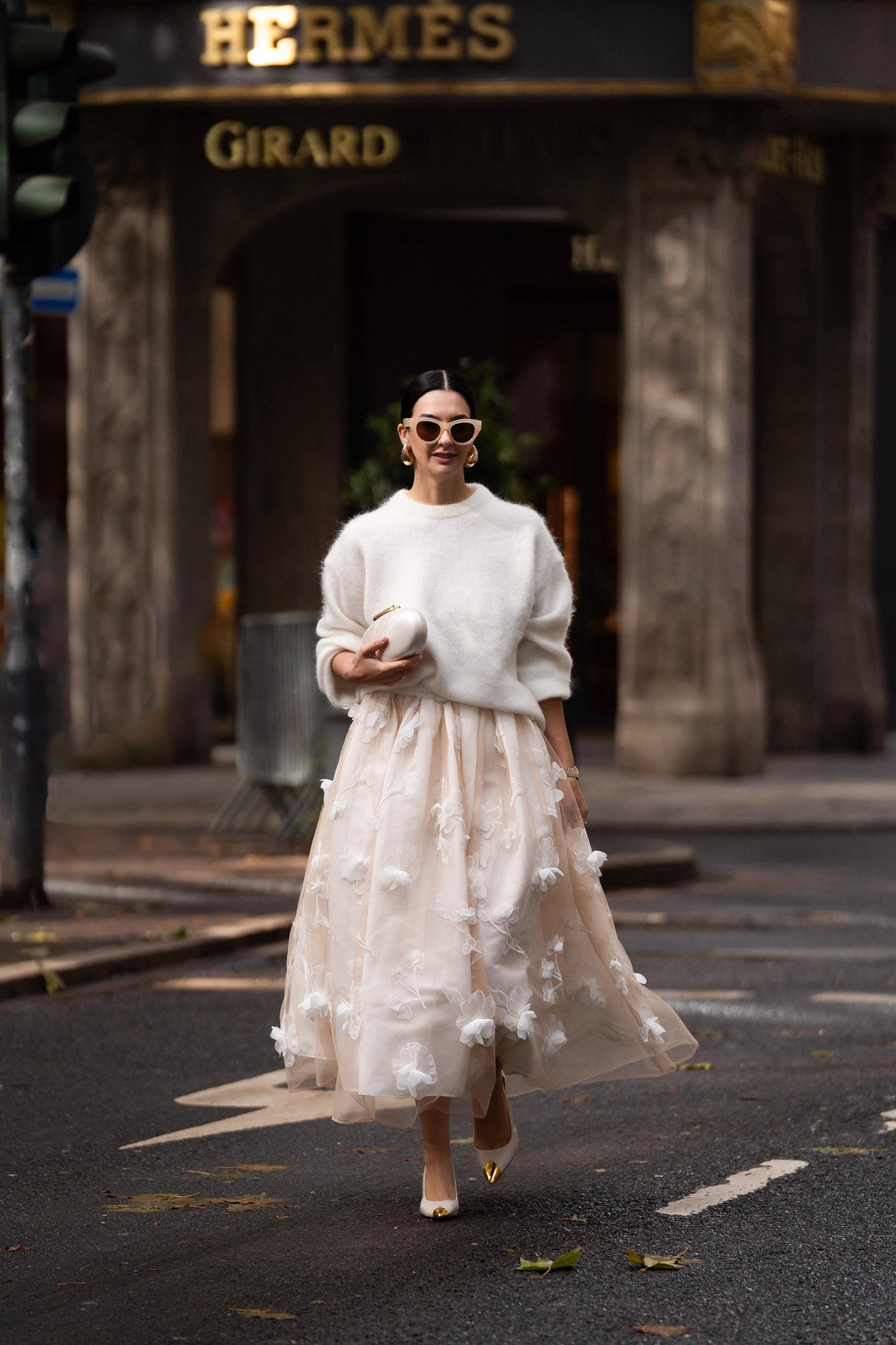 Chloe – White Midi Skirt