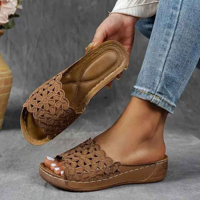 Leanna | Ergonomic Sandals™