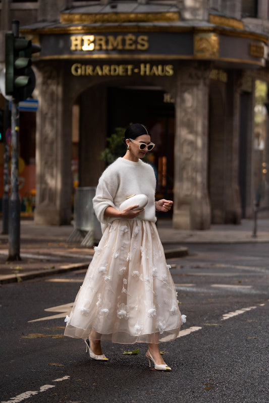 Chloe – White Midi Skirt