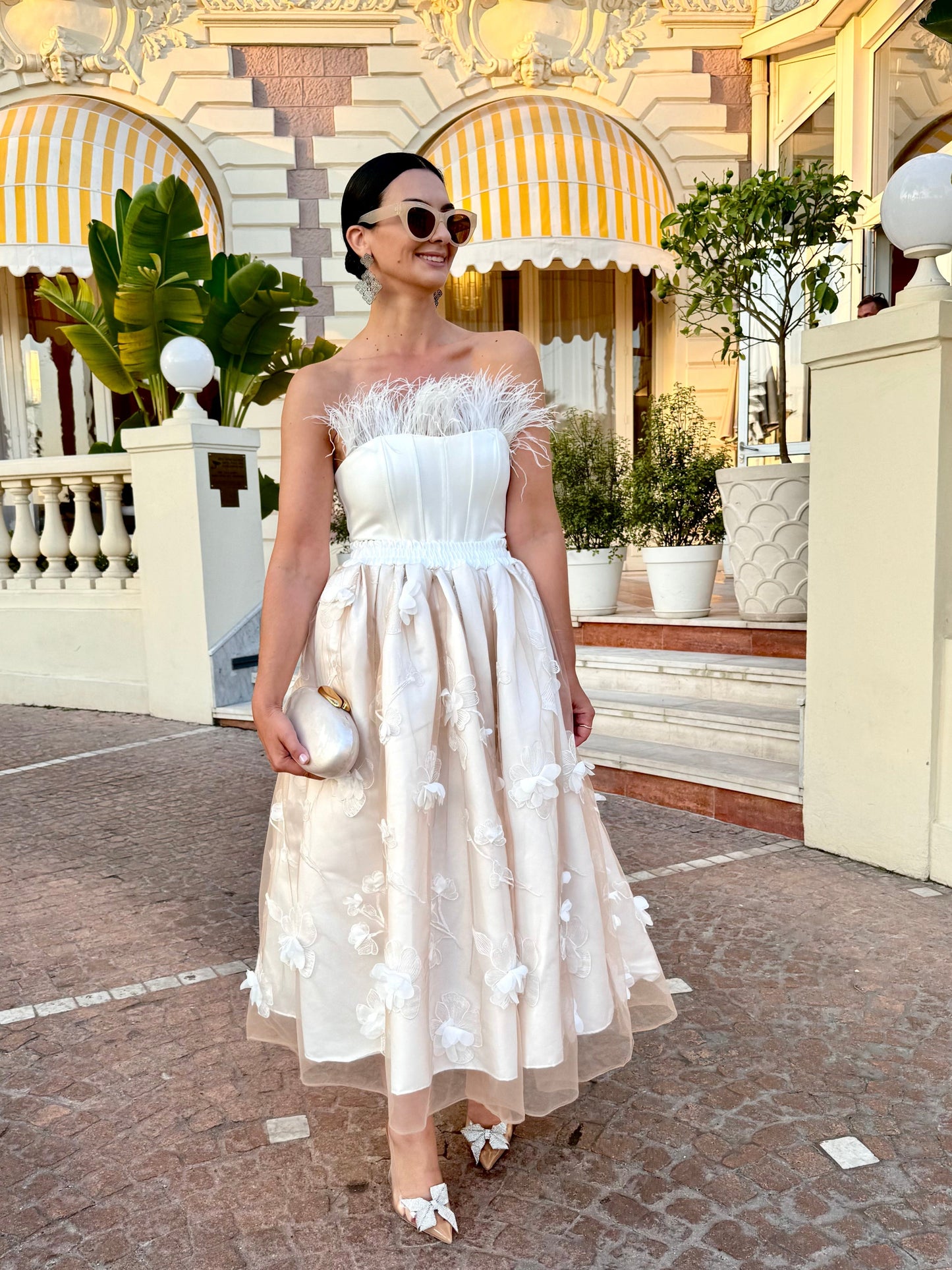 Chloe – White Midi Skirt